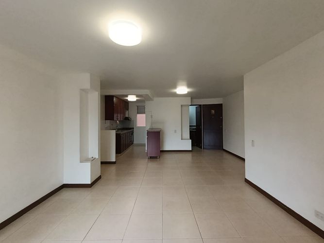Apartamento de 3 alcobas en arriendo en Laureles, Medellín, 95 m² · foto 4 de 20
