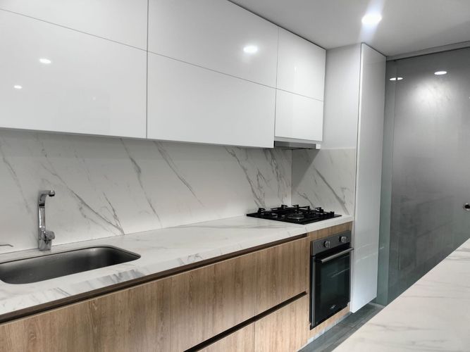 Apartamento de 4 alcobas en arriendo en El Poblado, Medellín, 131 m² · foto 11 de 17