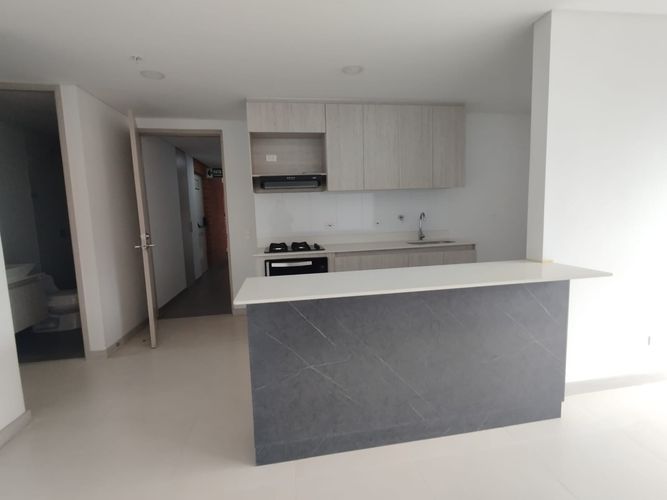 Apartamento de 3 alcobas en arriendo en Loma Del Escobero, Envigado, 70 m² · foto 6 de 13