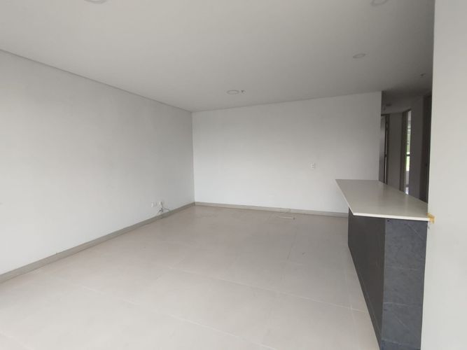 Apartamento de 3 alcobas en arriendo en Loma Del Escobero, Envigado, 70 m² · foto 7 de 13
