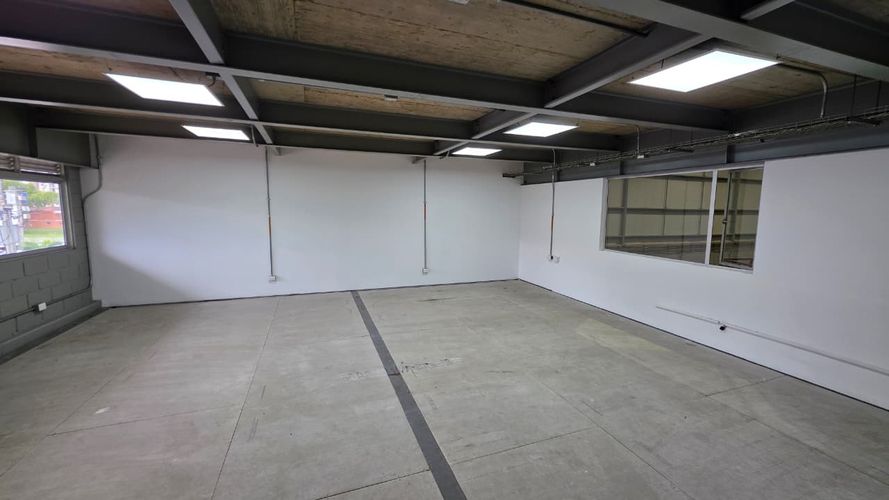 Bodega en arriendo en Zona Industrial N.D., Dosquebradas, 770 m² · foto 4 de 9