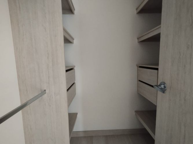 Apartamento de 3 alcobas en arriendo en Loma Del Escobero, Envigado, 70 m² · foto 9 de 13