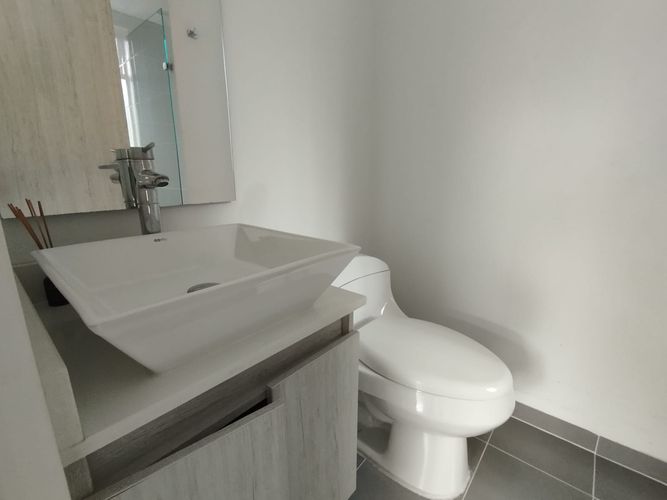 Apartamento de 3 alcobas en arriendo en Loma Del Escobero, Envigado, 70 m² · foto 10 de 13