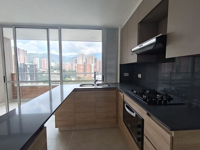 Apartamento de 2 alcobas en arriendo en Loma De La Doctora, Sabaneta, 71 m² · foto 5 de 19
