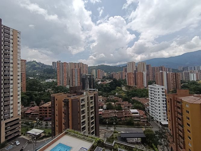 Apartamento de 2 alcobas en arriendo en Loma De La Doctora, Sabaneta, 71 m² · foto 8 de 19