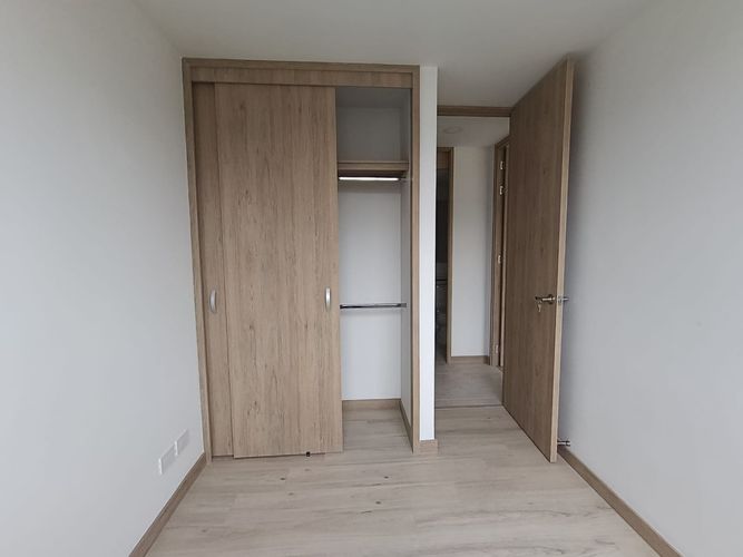 Apartamento de 2 alcobas en arriendo en Loma De La Doctora, Sabaneta, 71 m² · foto 12 de 19