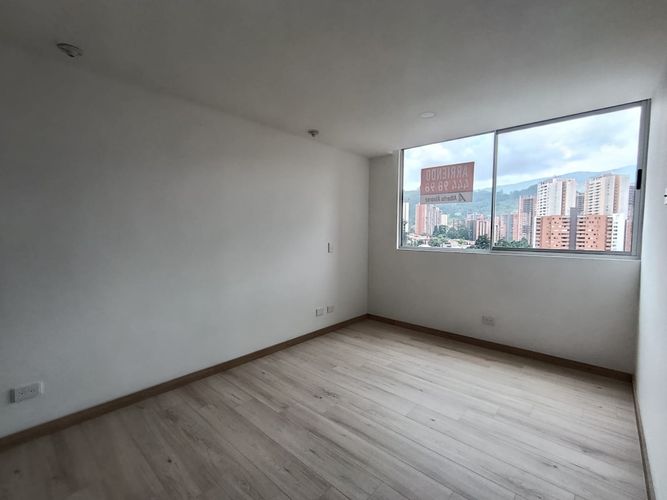 Apartamento de 2 alcobas en arriendo en Loma De La Doctora, Sabaneta, 71 m² · foto 14 de 19