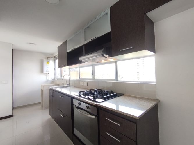 Apartamento de 3 alcobas en arriendo en El Poblado, Medellín, 117 m² · foto 12 de 20