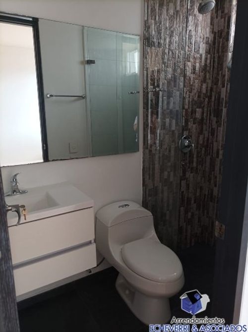 Apartamento de 3 alcobas en arriendo en La Cuenca, Envigado, 306 m² · foto 6 de 11