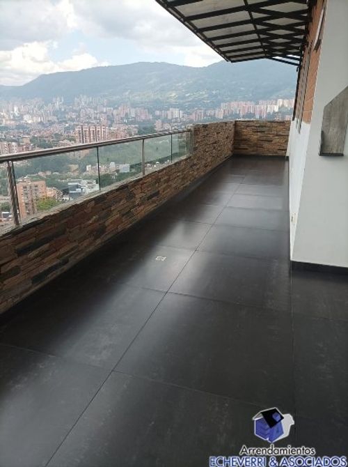 Apartamento de 3 alcobas en arriendo en La Cuenca, Envigado, 306 m² · foto 7 de 11