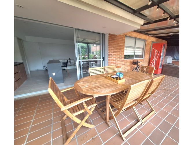 Apartamento de 3 alcobas en venta en Entre Amigos, Sabaneta, 78 m² · foto 3 de 16