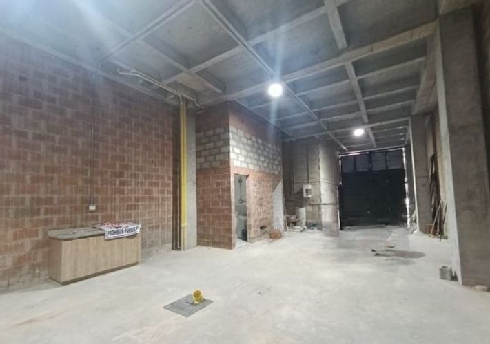 Bodega en arriendo en Trinidad, Medellín, 253 m² · foto 7 de 10