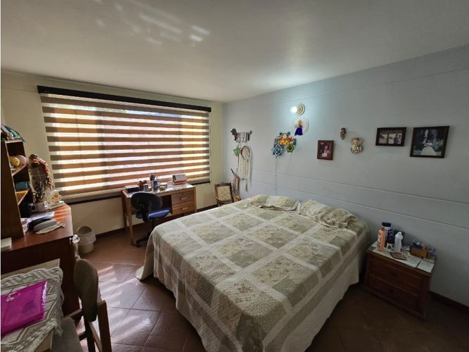 Casa de 5 alcobas en venta en El Tambo, La Ceja, 284 m² · foto 8 de 14