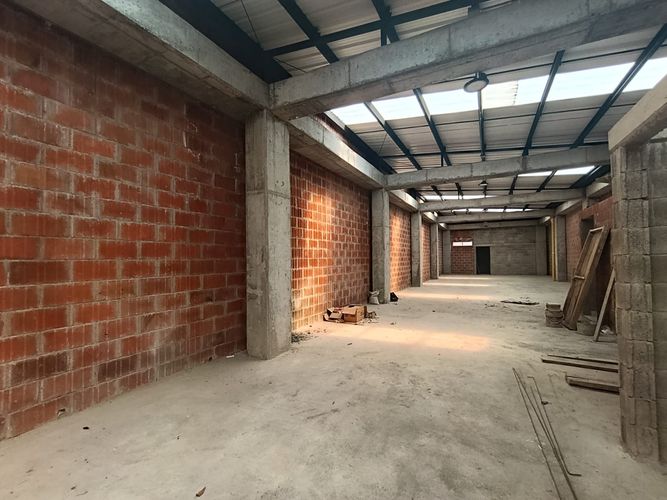 Bodega en arriendo en Trinidad, Medellín, 253 m² · foto 3 de 13