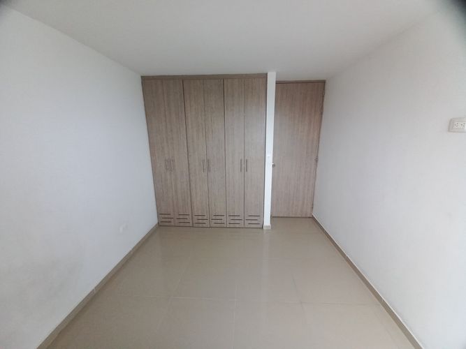 Apartamento de 3 alcobas en venta en Picaleña Y Mirolindo, Ibagué, 79 m² · foto 15 de 24