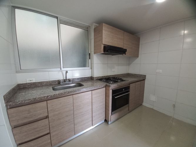 Apartamento de 3 alcobas en venta en Picaleña Y Mirolindo, Ibagué, 79 m² · foto 19 de 24