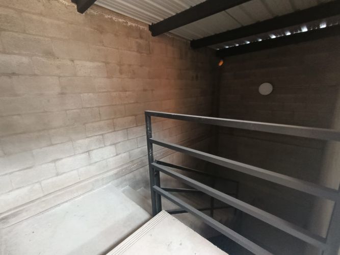 Bodega en arriendo en Trinidad, Medellín, 253 m² · foto 12 de 13