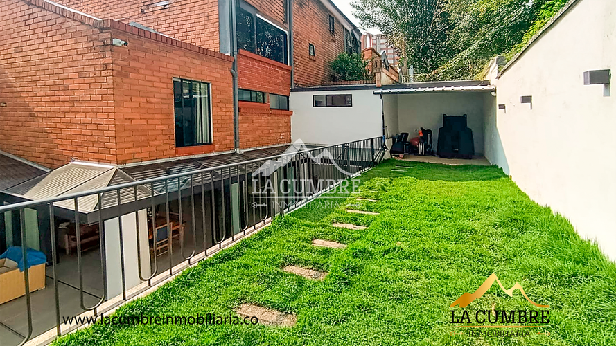 Casa de 3 alcobas en arriendo en El Tesoro, Medellín, 293 m² · foto 11 de 20