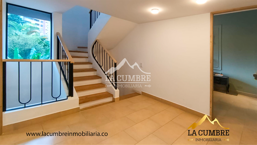 Casa de 3 alcobas en arriendo en El Tesoro, Medellín, 293 m² · foto 12 de 20