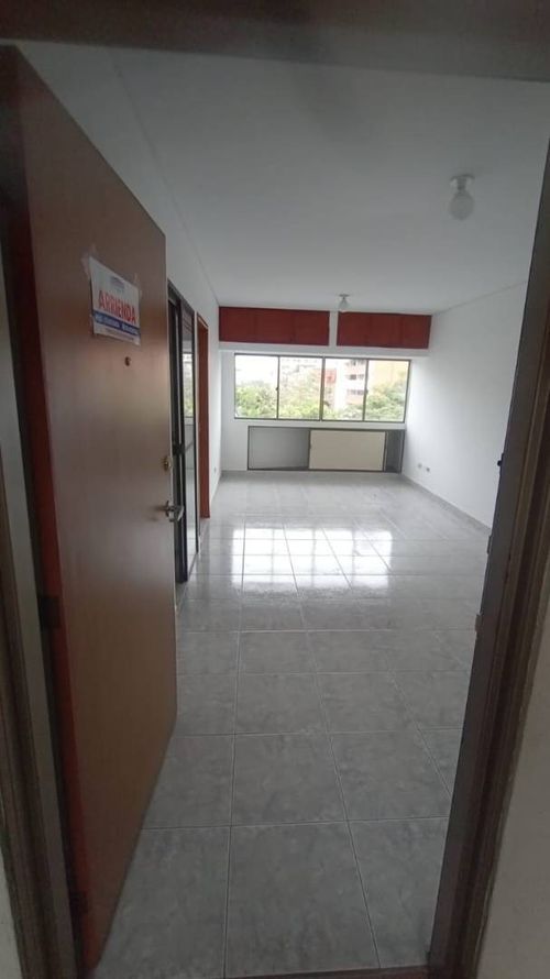 Oficina en arriendo en Centro, Neiva, 42 m² · foto 2 de 15