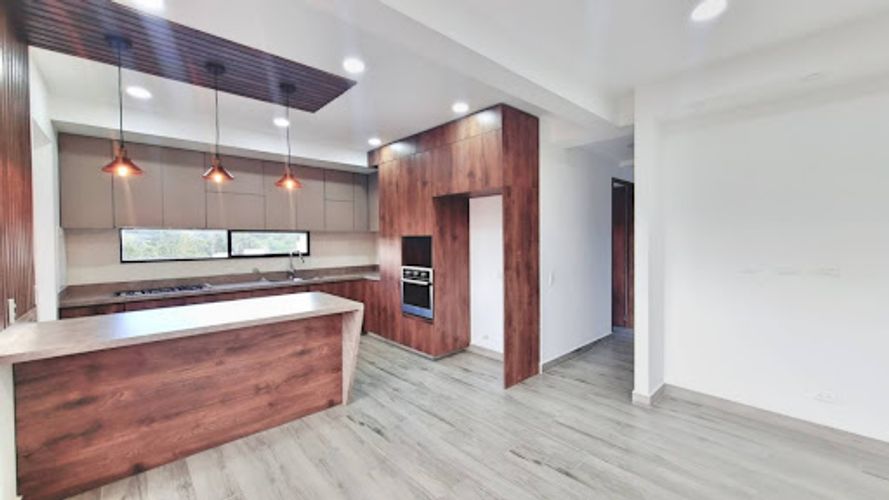 Apartamento de 3 alcobas en venta en Barro Blanco, Rionegro, 94 m² · foto 2 de 24