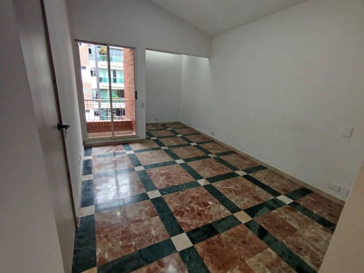 Apartamento en arriendo en Laureles, Medellín · foto 8 de 19