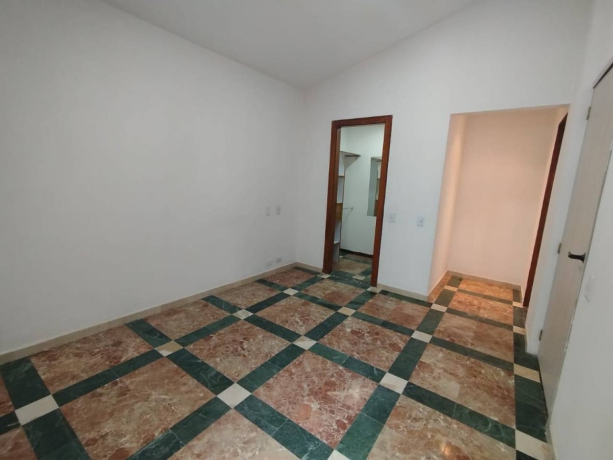 Apartamento en arriendo en Laureles, Medellín · foto 9 de 19