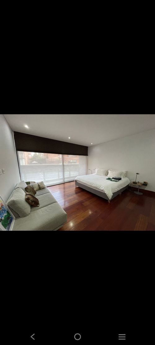 Apartamento de 3 alcobas en venta en El Virrey, Bogotá, 277 m² · foto 6 de 15
