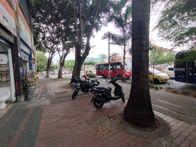 Local en arriendo en La Candelaria, Medellín, 47 m² · foto 6 de 7