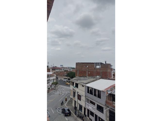 Edificio en venta en Bretaña, Cali, 1200 m² · foto 3 de 22