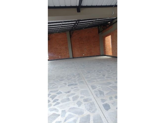 Edificio en venta en Bretaña, Cali, 1200 m² · foto 17 de 22