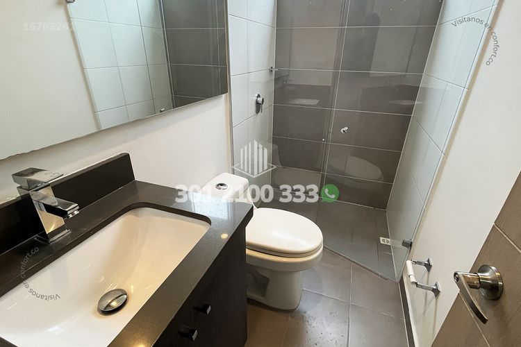 Apartamento de 3 alcobas en venta en Castropol, Medellín, 98 m² · foto 8 de 24