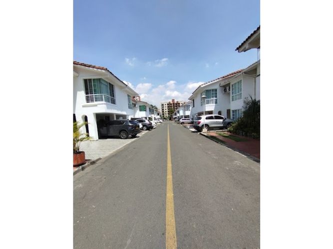 Casa de 6 alcobas en venta en Pasoancho, Cali, 250 m² · foto 13 de 24