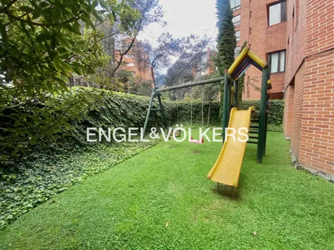 Apartamento de 4 alcobas en venta en Los Rosales, Bogotá, 480 m² · foto 19 de 19