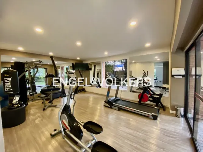 Apartamento de 4 alcobas en venta en Los Rosales, Bogotá, 480 m² · foto 17 de 19
