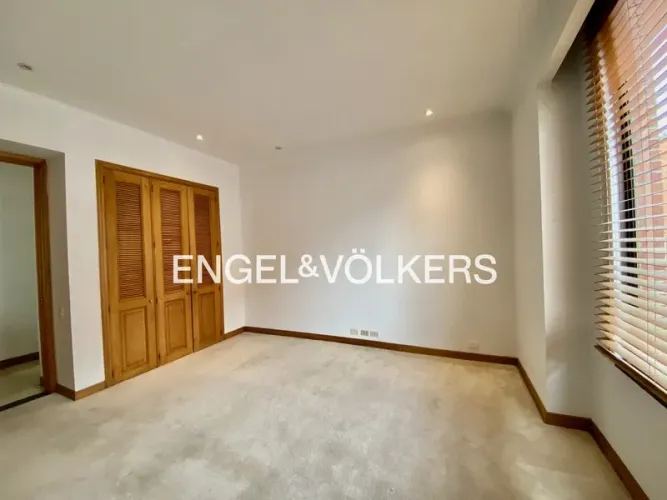 Apartamento de 4 alcobas en venta en Los Rosales, Bogotá, 480 m² · foto 13 de 19