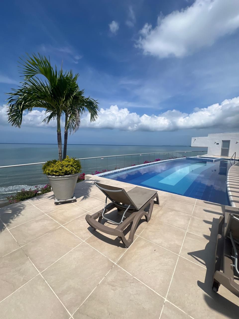 Apartamento en venta en Crespo, Cartagena · foto 2 de 24