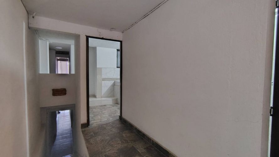 Edificio en venta en Campo Valdes No.1, Medellín, 480 m² · foto 6 de 23