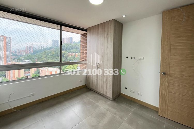 Apartamento de 2 alcobas en arriendo en Castropol, Medellín, 117 m² · foto 11 de 24