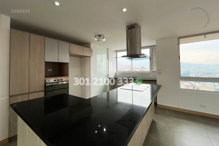 Apartamento de 2 alcobas en venta en Castropol, Medellín, 117 m² · foto 6 de 24
