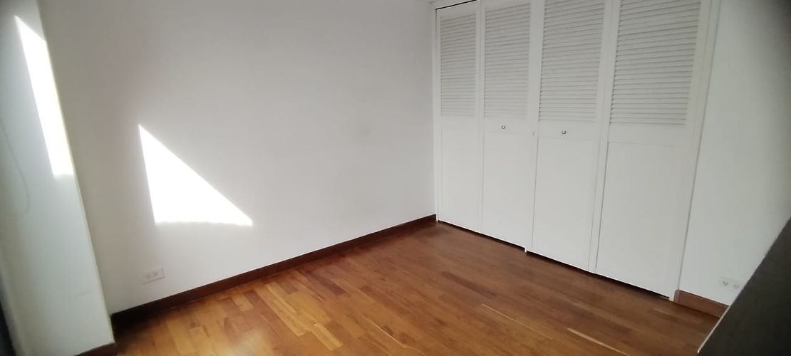 Apartamento de 2 alcobas en arriendo en Las Lomas, Medellín, 70 m² · foto 6 de 19