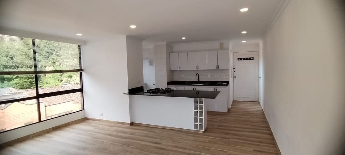 Apartamento de 2 alcobas en arriendo en Las Lomas, Medellín, 70 m² · foto 9 de 19