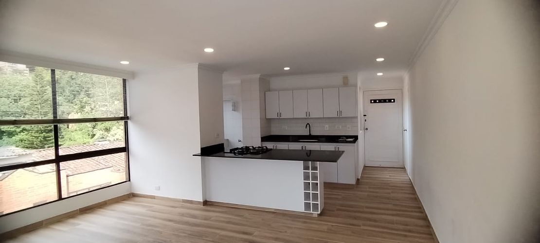 Apartamento de 2 alcobas en arriendo en Las Lomas, Medellín, 70 m² · foto 10 de 19