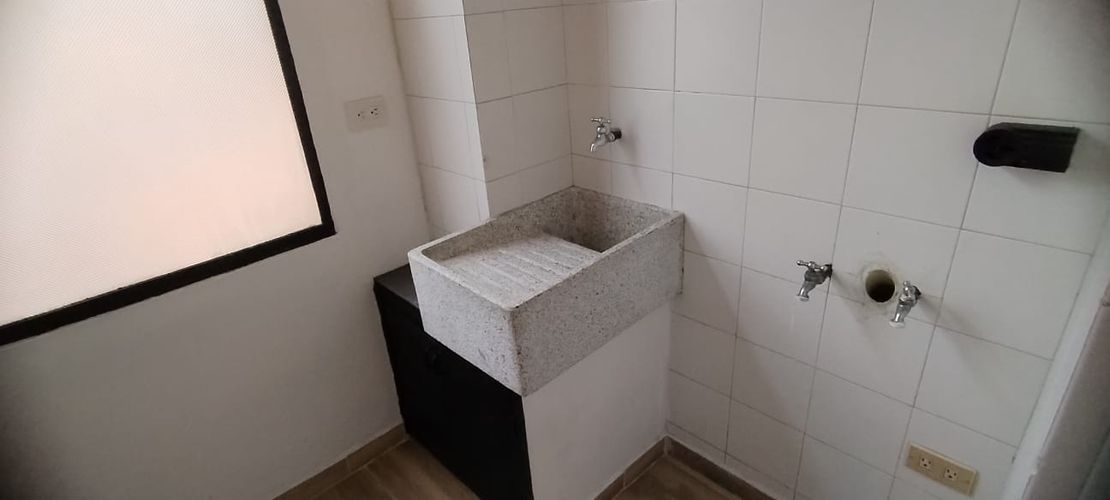 Apartamento de 2 alcobas en arriendo en Las Lomas, Medellín, 70 m² · foto 15 de 19