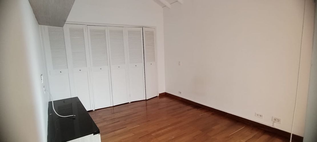 Apartamento de 2 alcobas en arriendo en Las Lomas, Medellín, 70 m² · foto 16 de 19