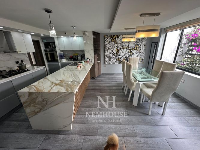 Casa de 4 alcobas en venta en Pontevedra, Bogotá, 385 m² · foto 15 de 22