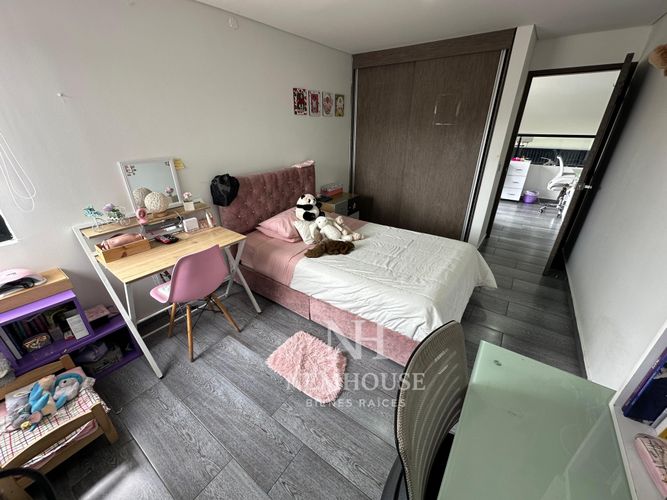 Casa de 4 alcobas en venta en Pontevedra, Bogotá, 385 m² · foto 20 de 22