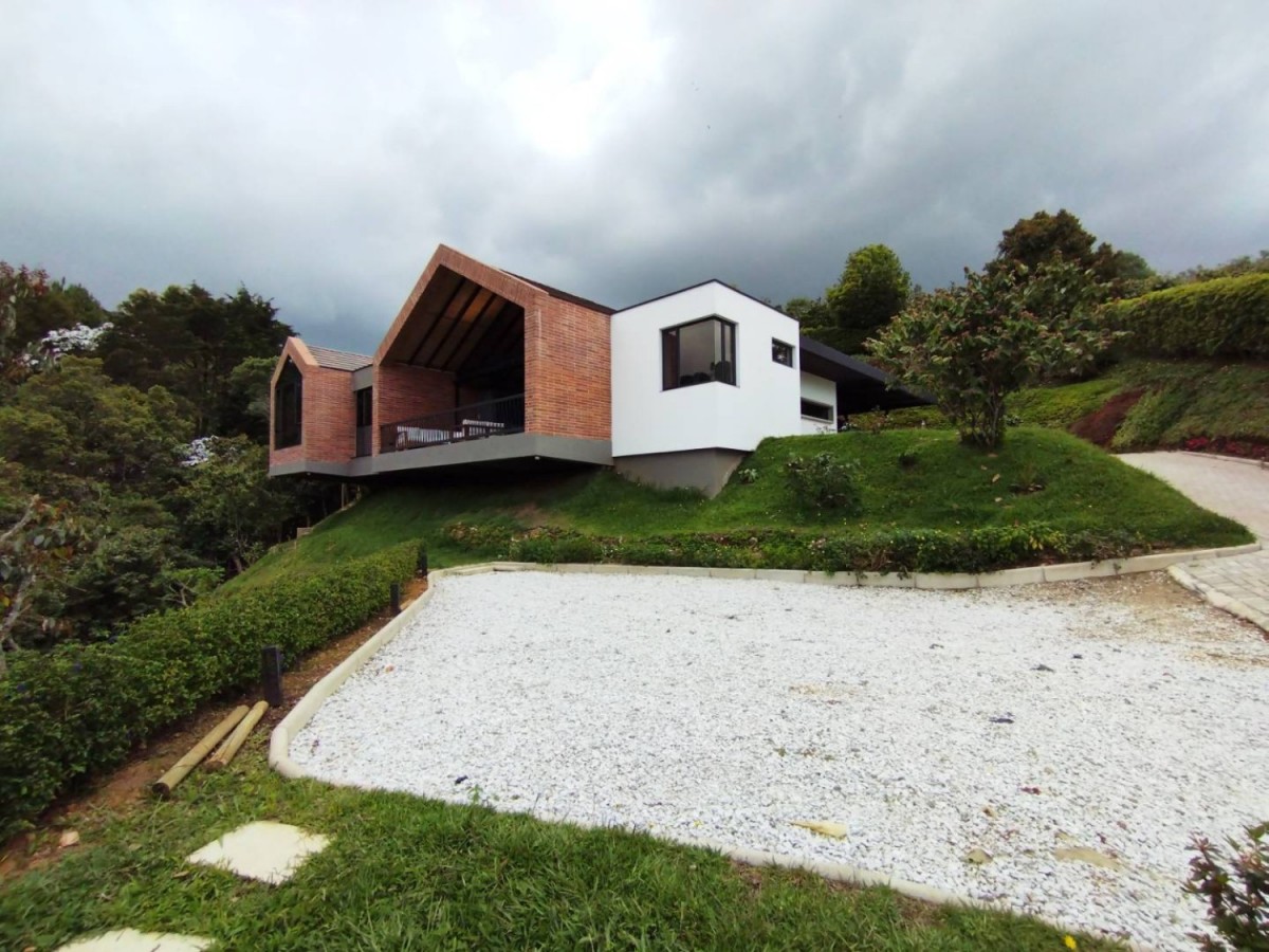 Casa Campestre en Arriendo en La clara, Guarne en Guarne