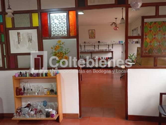 Bodega en venta en Suramérica, Itagüí, 1800 m² · foto 16 de 23