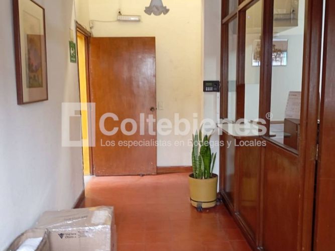 Bodega en venta en Suramérica, Itagüí, 1800 m² · foto 19 de 23